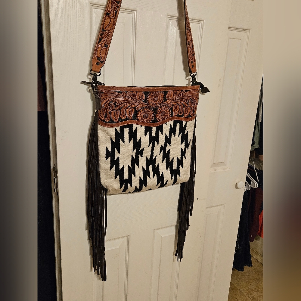 American Darling Black and White Crossbody Concealed Carry Purse